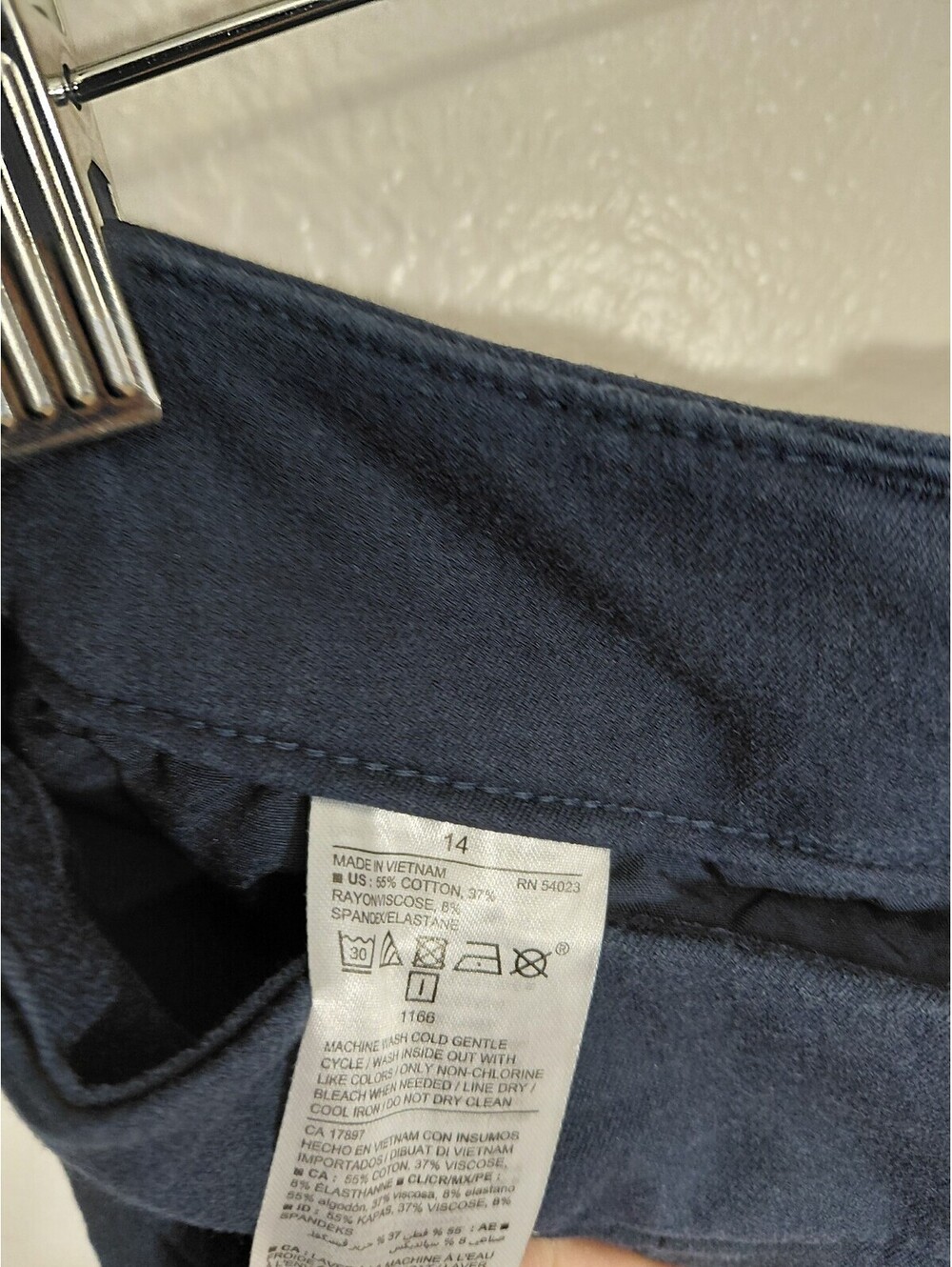 Old Navy Pixie High Rise Secret-Slim Pockets Navy Blue Pants Size 14 - Picture 3 of 4
